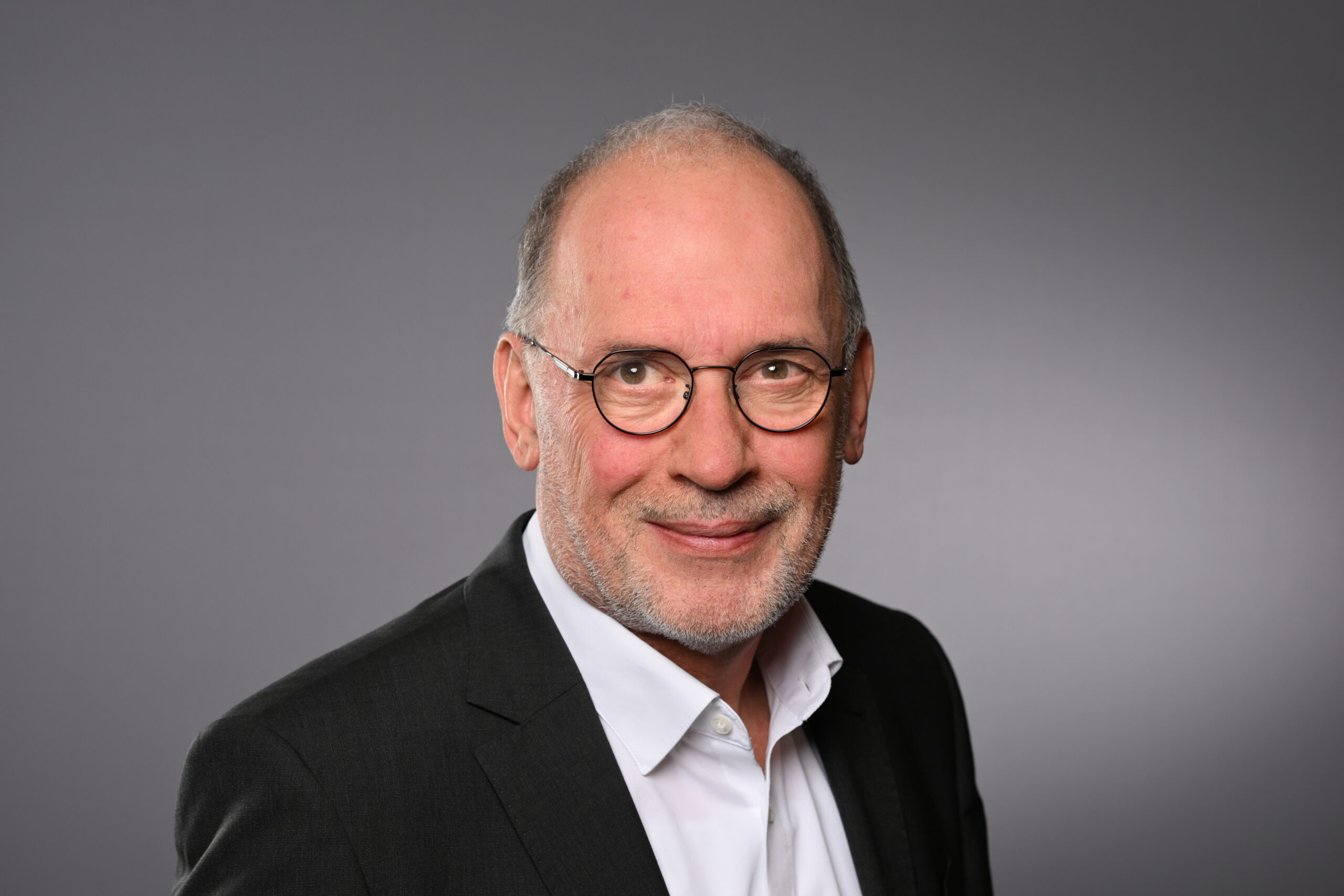 Porträt von Roland Wierer, Fachbüro für Nachlass & Rechtsfürsorge.